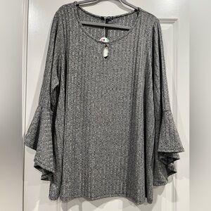 Story Teller Key Hole Bell Sleeve Top Dark Heather Grey Size 3X